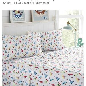 Twin sheet set microfiber boat motif